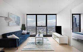 Breathtaking Views - Spacious 2Br Ensuite In Heart Of Cbd
